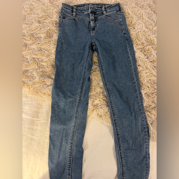 American Eagle skinny jeans with the perfect stretch - Picture 4 of 4